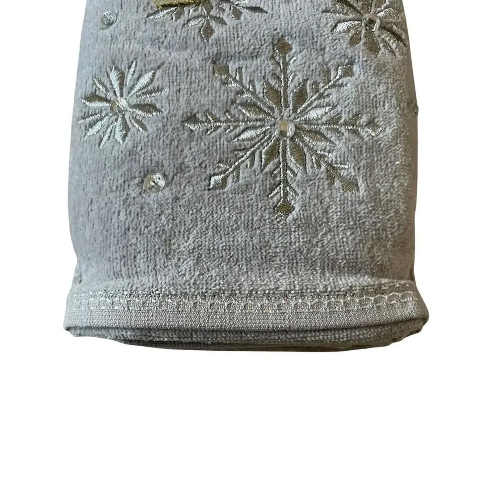Papyrus Embroidered SNOWFLAKE Hand Towels 18x28 Gray 100% Cotton Set of 2 New